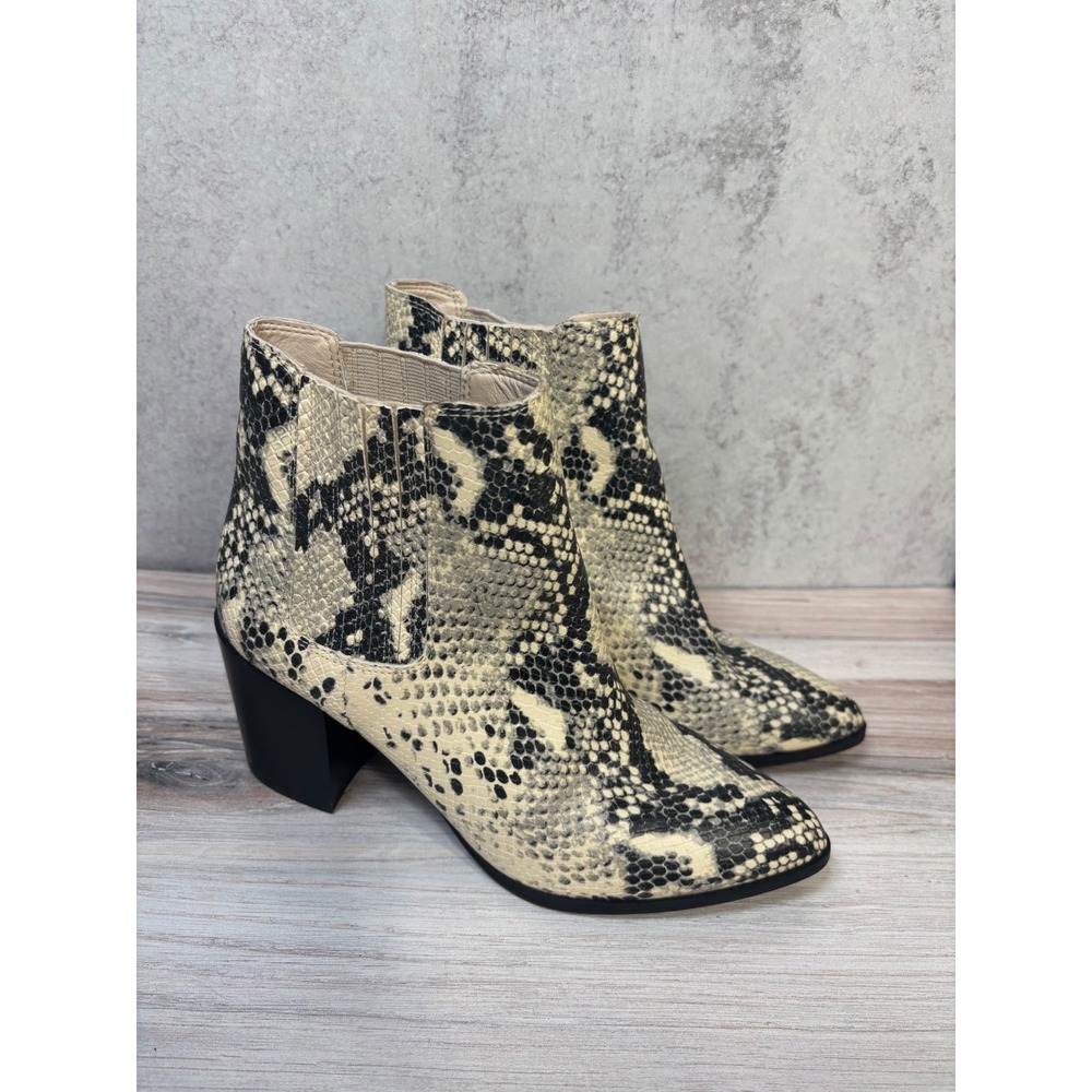 Steve Madden Size 6 Jain Snakeskin Print Ankle Booties Block Heel Pointed Toe